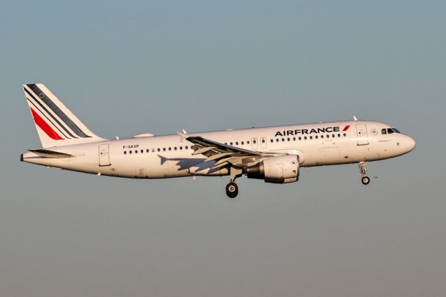 Airbus A320 (F-GXKP) - AFR1668 arriving from Paris CDG