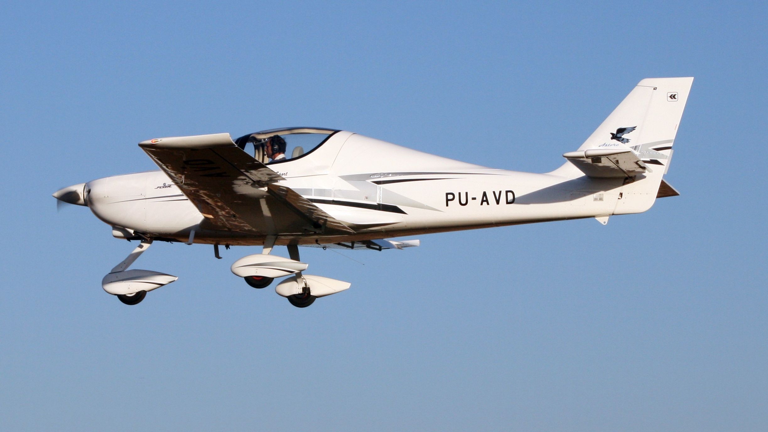 PU-AVD —