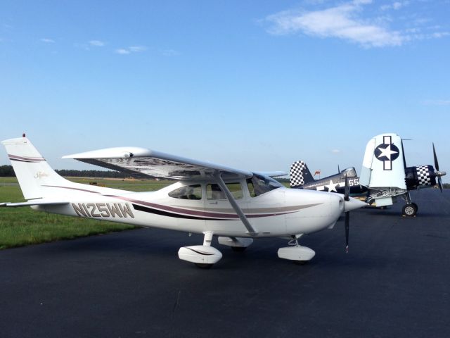 Beechcraft King Air 90 (N125WW)