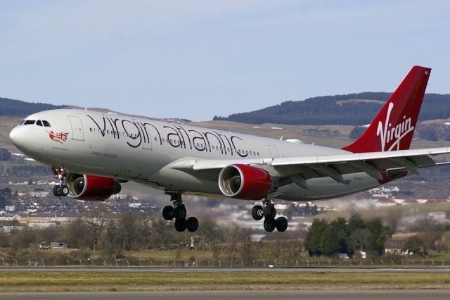 Airbus A330-200 (G-VMNK)