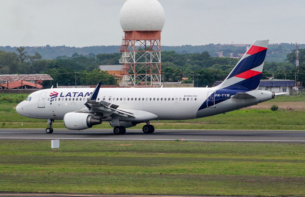 Airbus A320 (PR-TYM)