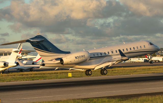 Bombardier Global Express (N321VC)