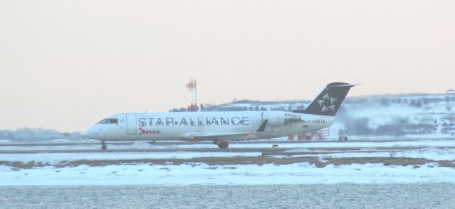 Canadair Regional Jet CRJ-200 (C-GOJA)