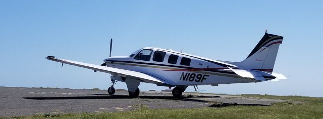 Beechcraft Bonanza (N189F)