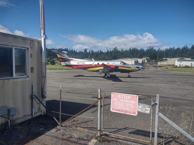 Pilatus PC-12 (N173C) - Nice day for flying... 