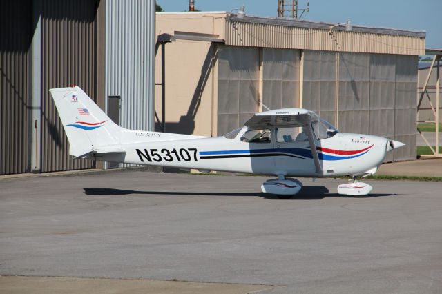 Cessna Skyhawk (N53107) - Parked on ramp on 6/29/11