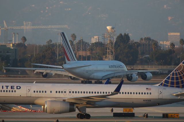 Airbus A380-800 (F-HPJE)