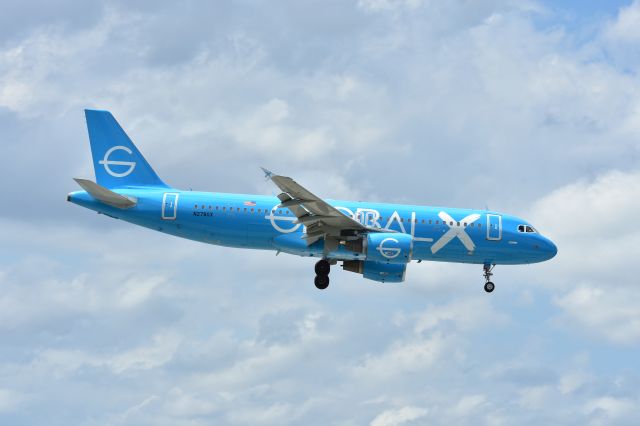 Airbus A320 (N278GX)