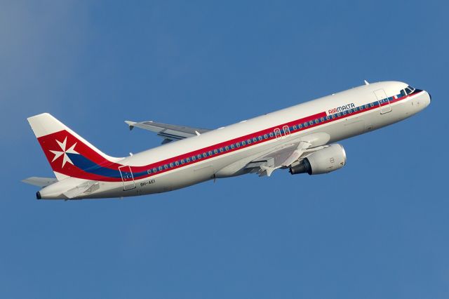 Airbus A320 (9H-AEI) - Retro color scheme.