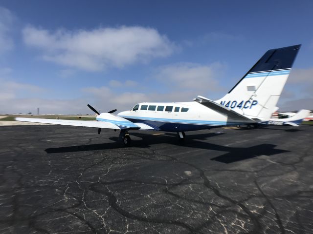 Cessna 404 Titan (N404CP)