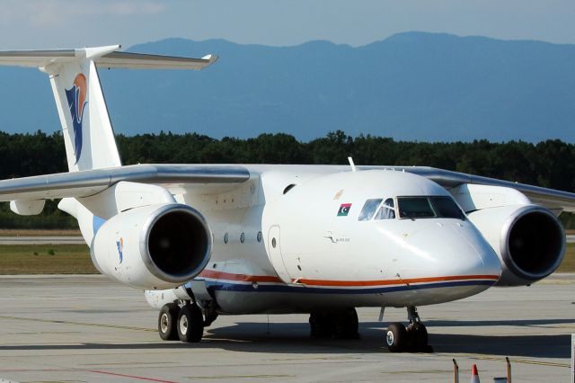 Antonov An-74-200 (5A-CAA)