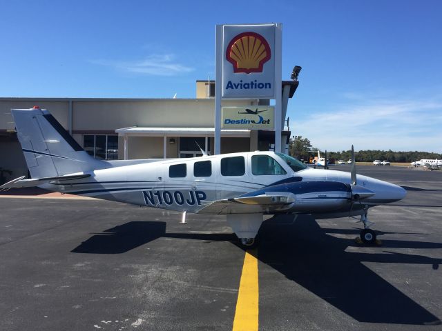 Beechcraft Baron (58) (N100JP)