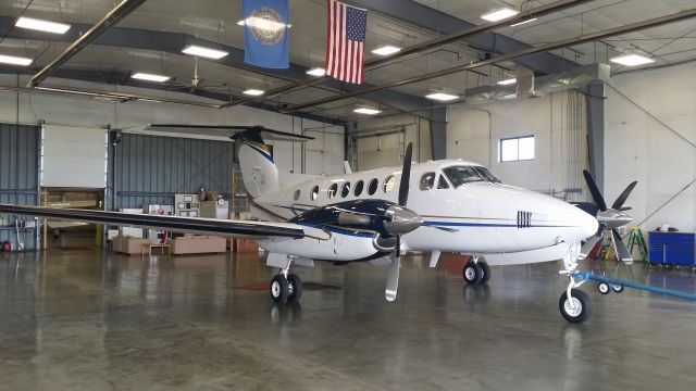Beechcraft Super King Air 200 (N611SD)