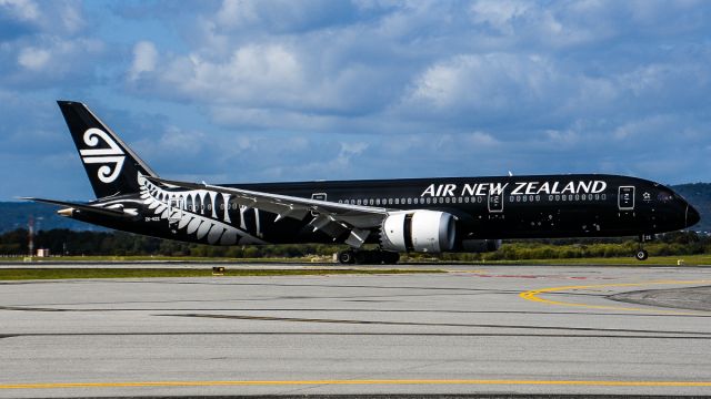 Boeing 787-9 Dreamliner (ZK-NZE)