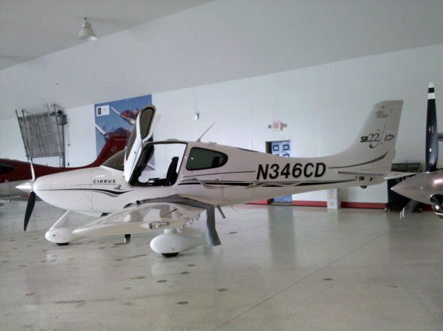 Cirrus SR-22 (N346CD)