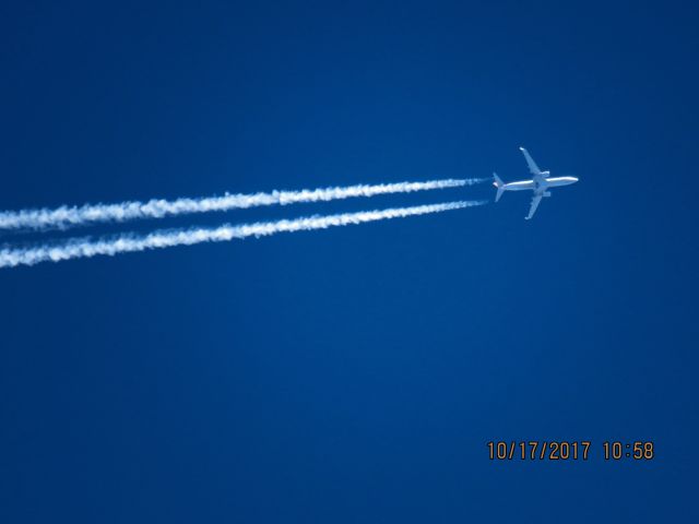 Boeing 737-800 (N851NN)