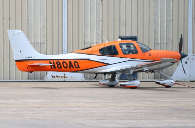 Cirrus SR-22 (N80AG)