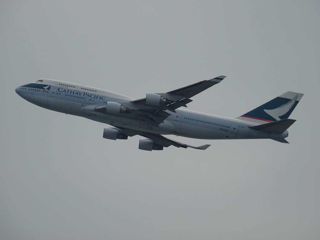 Boeing 747-400 (B-HKT)