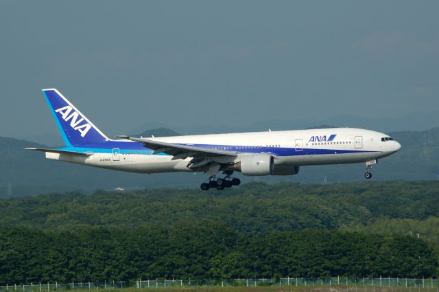 Boeing 777-200 (JA8696) - 2014-08-17