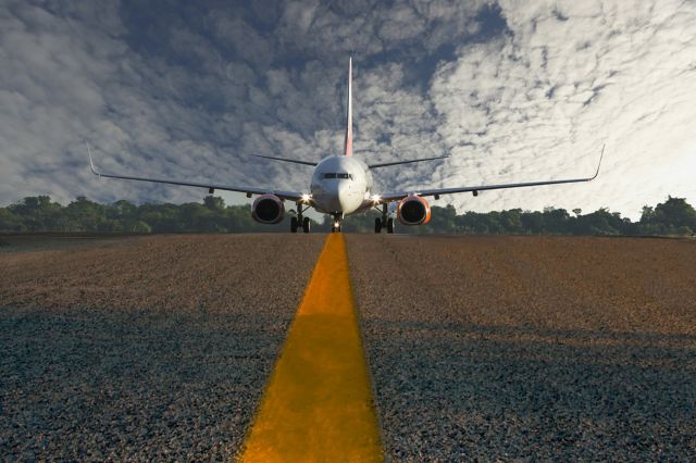 — — - Taxiando no Aeroporto Internacional de Belém