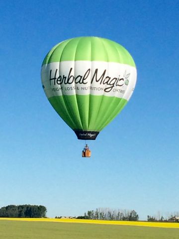 Unknown/Generic Balloon (C-GHER) - CGHER Balloon Works Firefly 8B-15 Hot Air Balloon.