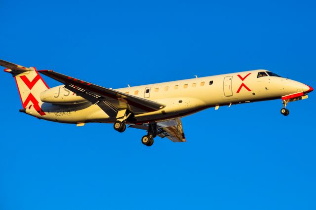 Embraer ERJ-135 (N264JX) - Year: 2000br /Make: Embraer br /Model: ERJ-135LRbr /Opby: JetSuiteXbr /Callsign: JSX113