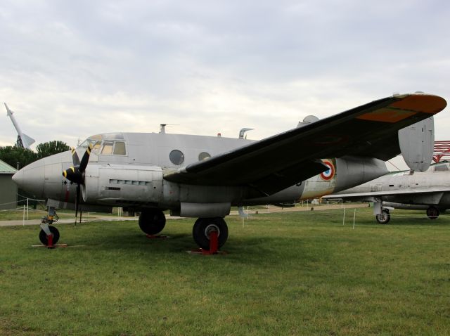 — — - Musée de l aviation de chasse Montélimar-Ancone