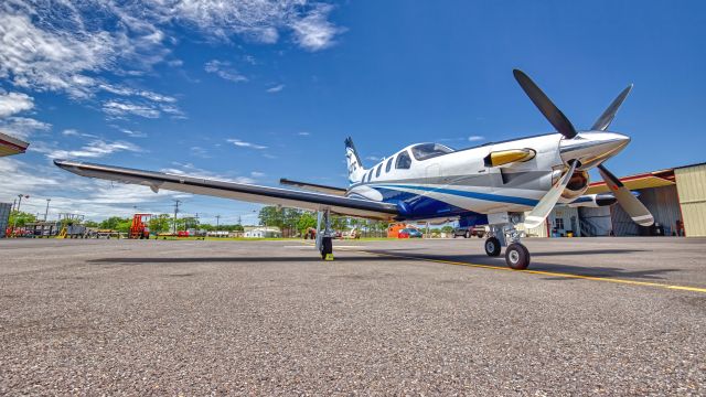 Socata TBM-700 (N427C)