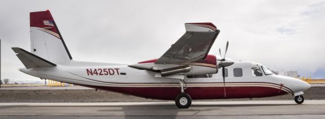 Rockwell Turbo Commander 690 (N425DT)