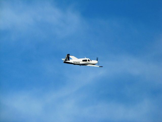 Mooney M-20 Turbo (N79333)