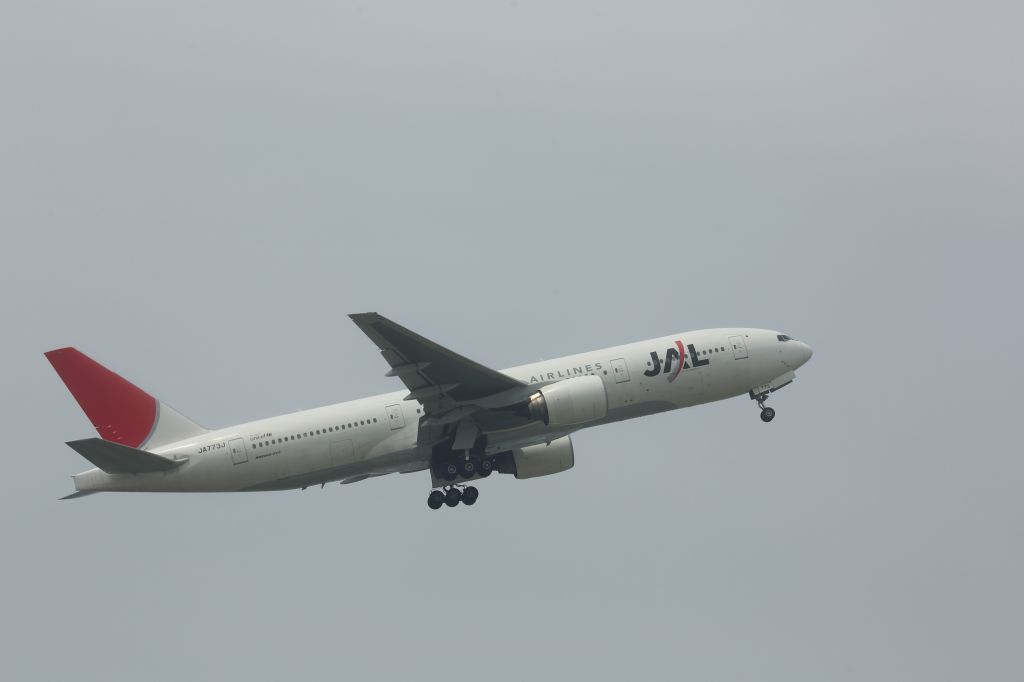 Boeing 777-200 (JA773J)