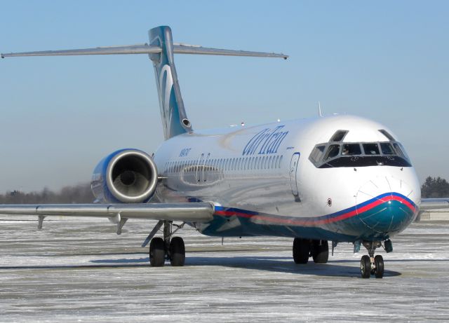 Boeing 717-200 (N947AT)