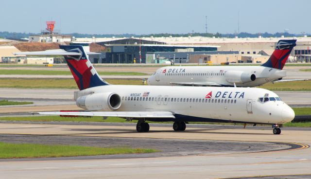 Boeing 717-200 (N953AT)