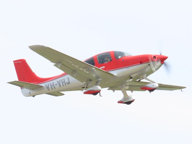 Cirrus SR-22 (VH-VHJ)