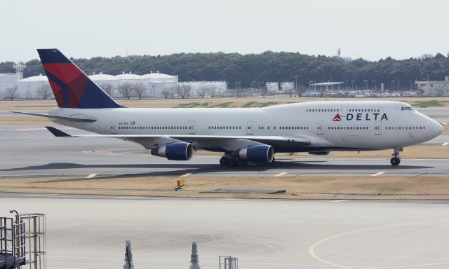 Boeing 747-200 (N671US)