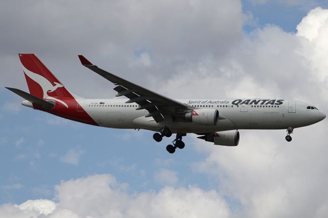 Airbus A330-200 (VH-EBL) - Kalamunda Road,br /on 16 March 2020