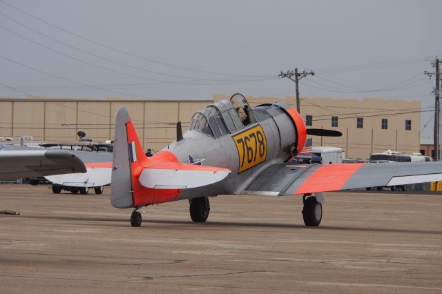 North American T-6 Texan (N7678Z)