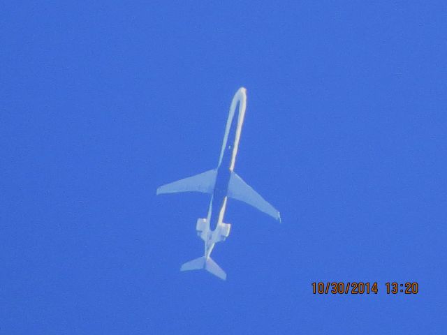 Canadair Regional Jet CRJ-900 (N299PQ) - Endeavor Air flight 3296 from DTW to OKC over Baxter Springs Kansas (78KS) at 36,000 feet.