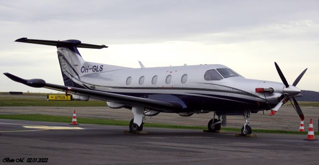 Pilatus PC-12 (OH-GLS) - Werftbesuch