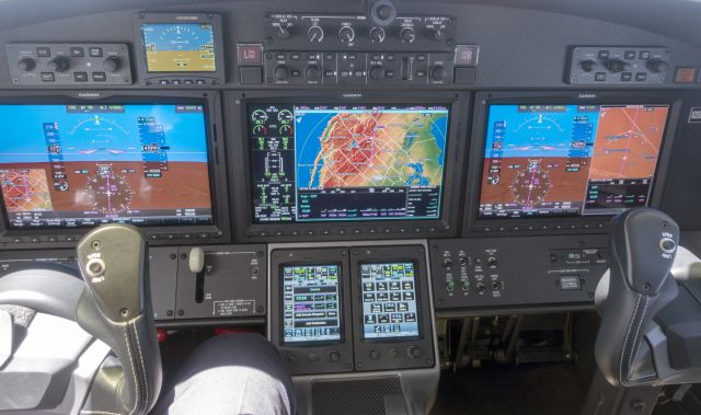 Cessna Citation CJ1 (N2017M) - Garmin G3000.