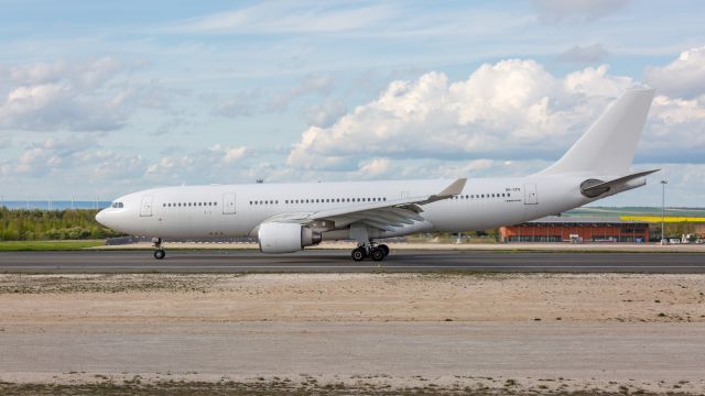 Airbus A330-200 (9H-CFS)