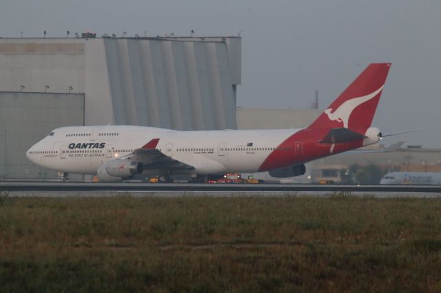 Boeing 747-400 (VH-OJA)