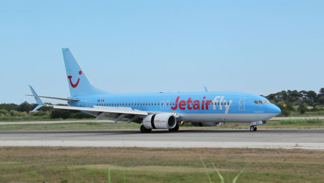 Boeing 737-800 (OO-JAD)