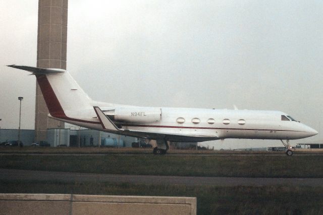 Gulfstream Aerospace Gulfstream 3 (N94FL) - Taxiing for departure in Sep-98.br /br /Reregistered N808NA 22-Jul-16.