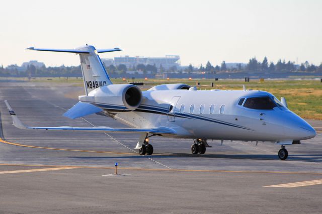 Learjet 60 (N849WC)