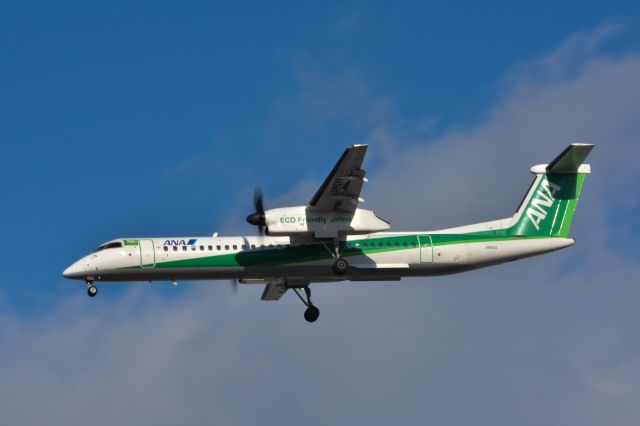 de Havilland Dash 8-400 (JA857A)