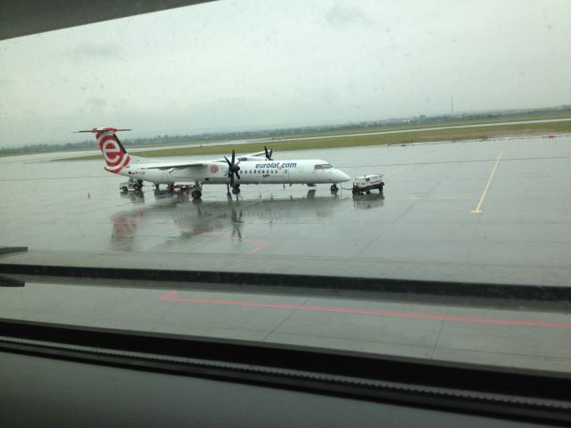 SP-EQB — - 27-05-2013 on the ramp in Rzeszow, Poland awaiting flight to WAW (Warsaw-Chopin).  1st of only 9 RZE departures that day. DeHavilland Canadian DHC-8-402Q (Dash 8)