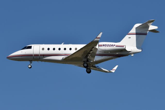 IAI Gulfstream G280 (N500RP) - 07-31-22 23-R. One of the many aircraft in the Robert Penske racing team aircraft. They have another one registered N500PR.! 500 registration tail numbers are very popular amongst the racing crowd.