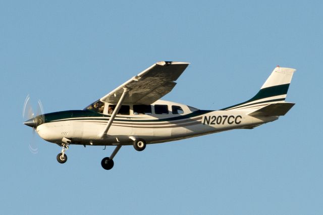 Cessna T207 Turbo Stationair 8 (N207CC)