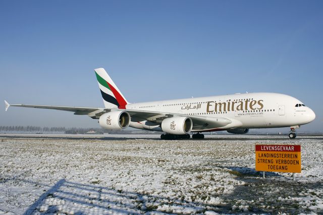 Airbus A380-800 (A6-EDI)